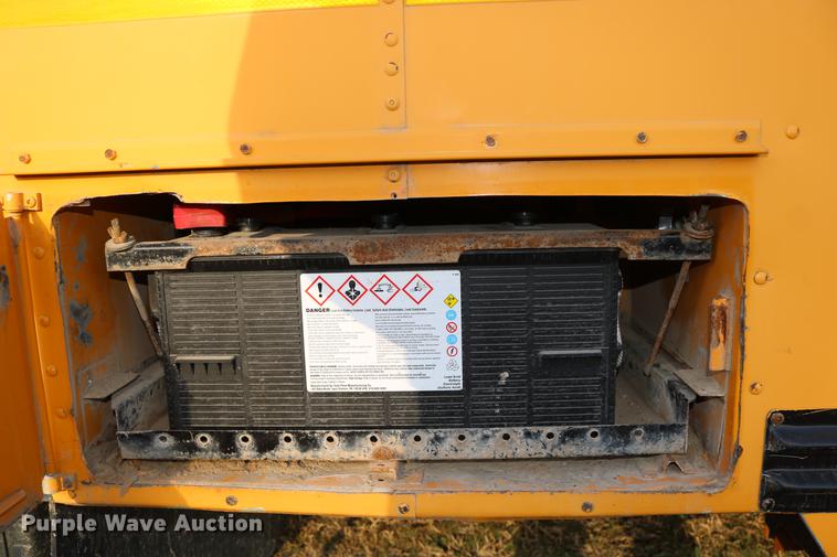 image for item DC3579 1999 Blue Bird school bus