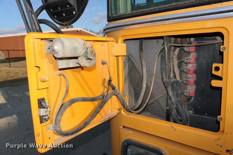 image for item DC3579 1999 Blue Bird school bus