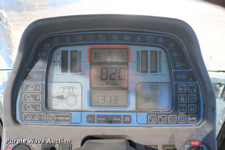 image for item DC3591 1994 Ford 8770 MFWD tractor