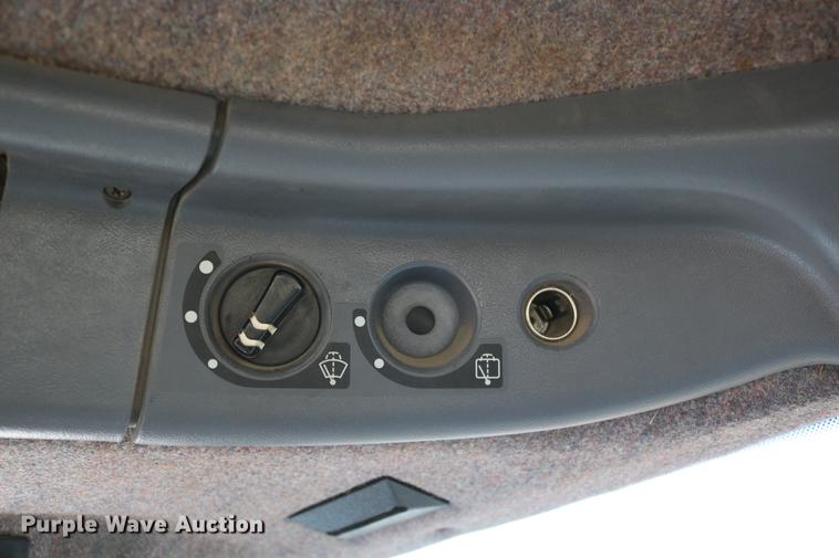 image for item DC3591 1994 Ford 8770 MFWD tractor