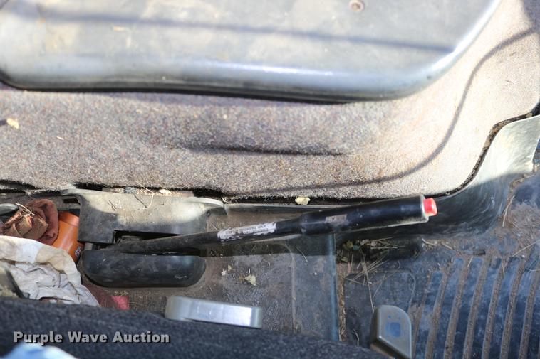 image for item DC3591 1994 Ford 8770 MFWD tractor