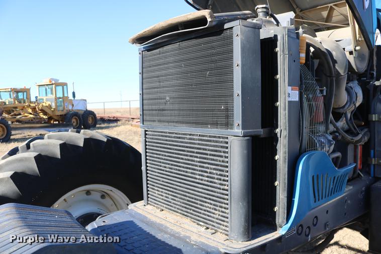 image for item DC3591 1994 Ford 8770 MFWD tractor