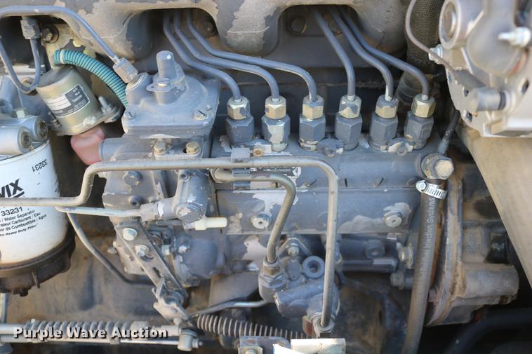 image for item DC3591 1994 Ford 8770 MFWD tractor