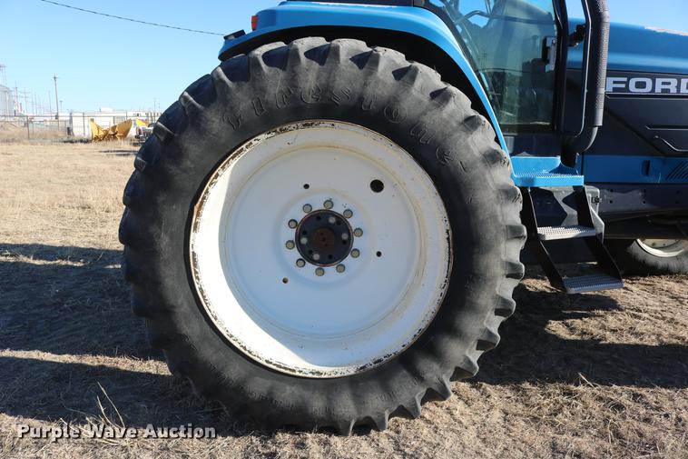 image for item DC3591 1994 Ford 8770 MFWD tractor