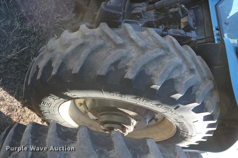 image for item DC3591 1994 Ford 8770 MFWD tractor