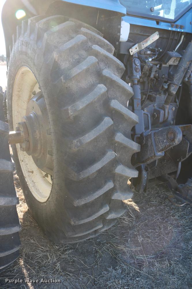 image for item DC3591 1994 Ford 8770 MFWD tractor