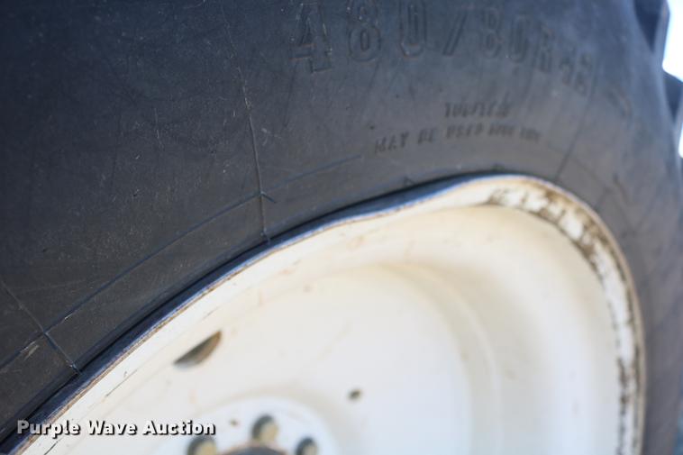 image for item DC3591 1994 Ford 8770 MFWD tractor