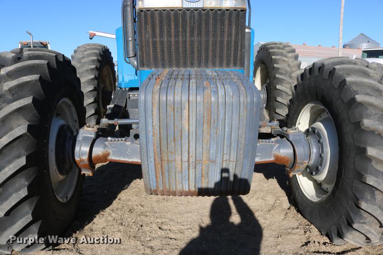 image for item DC3591 1994 Ford 8770 MFWD tractor