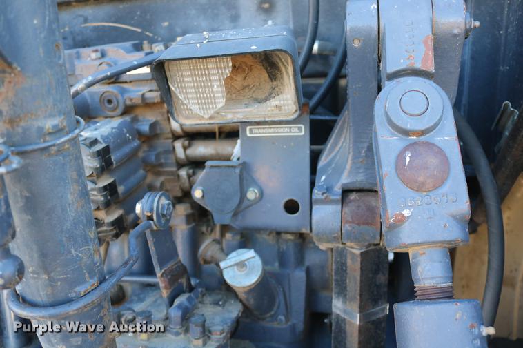 image for item DC3591 1994 Ford 8770 MFWD tractor