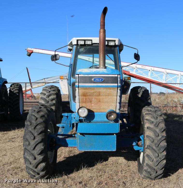 image for item DC3592 1988 Ford TW35 MFWD tractor