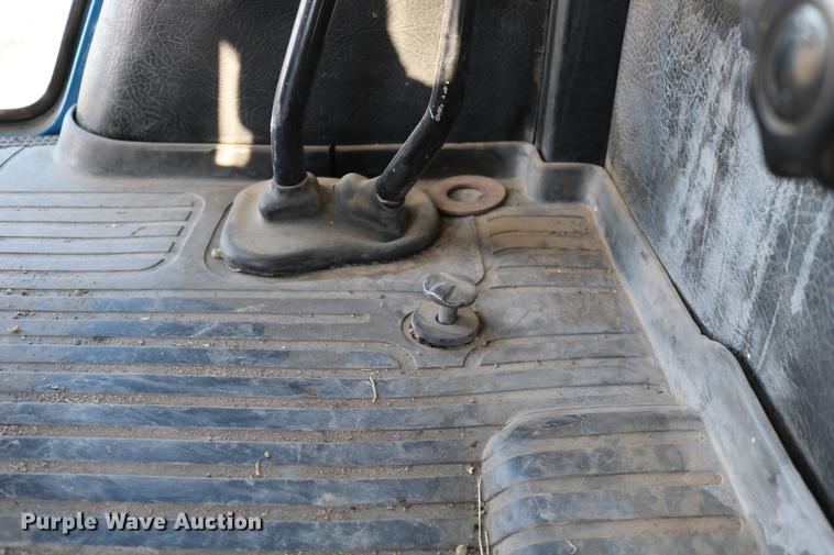 image for item DC3592 1988 Ford TW35 MFWD tractor