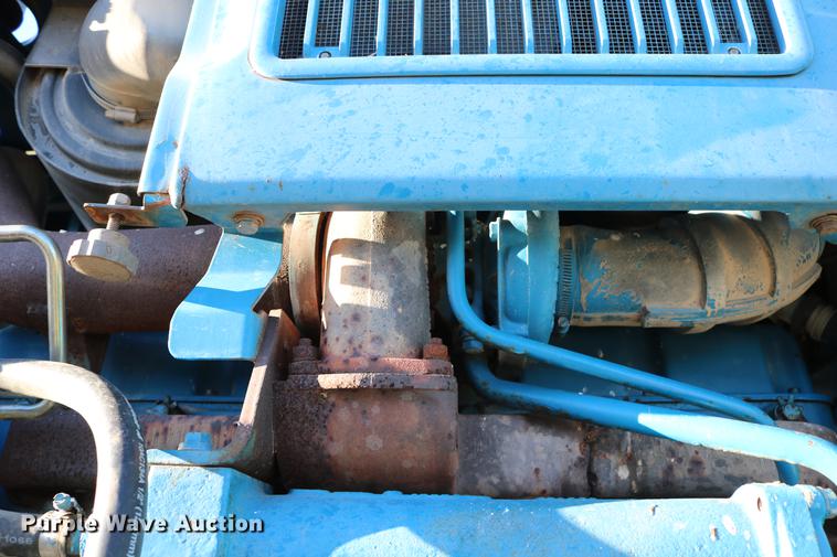 image for item DC3592 1988 Ford TW35 MFWD tractor