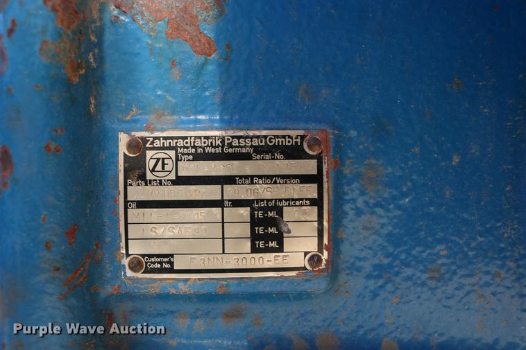 image for item DC3592 1988 Ford TW35 MFWD tractor