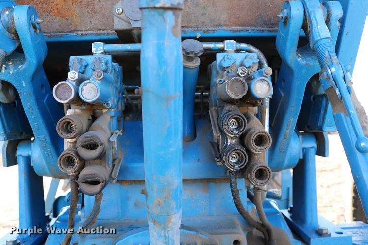 image for item DC3592 1988 Ford TW35 MFWD tractor