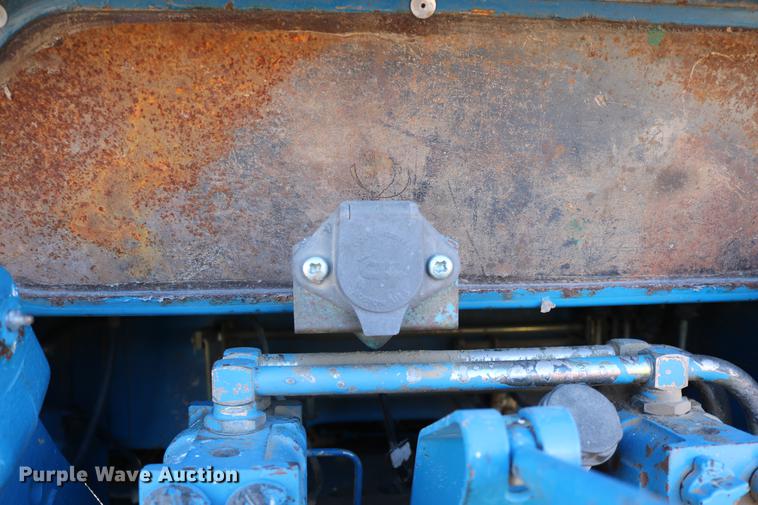 image for item DC3592 1988 Ford TW35 MFWD tractor