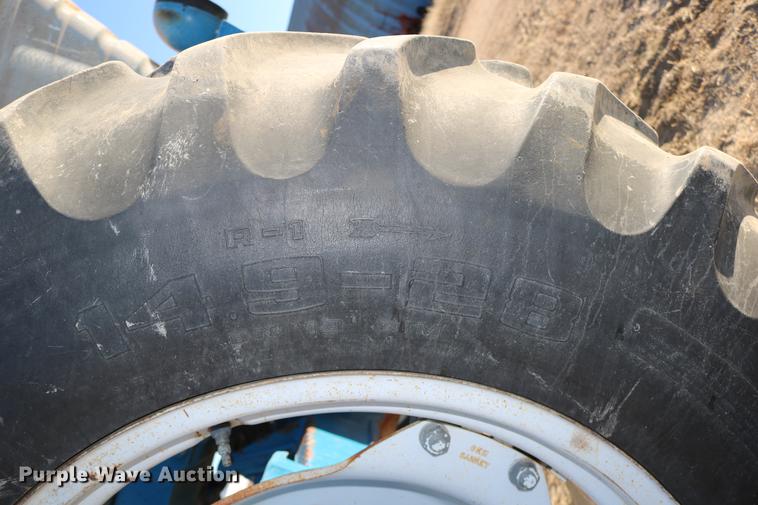 image for item DC3592 1988 Ford TW35 MFWD tractor