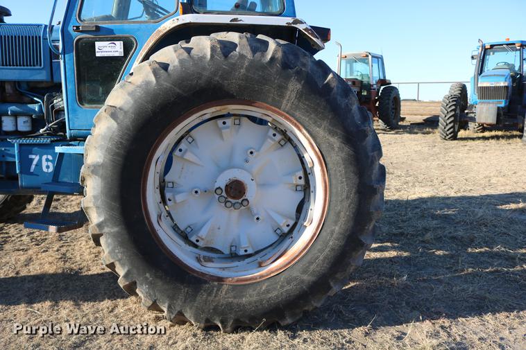 image for item DC3592 1988 Ford TW35 MFWD tractor