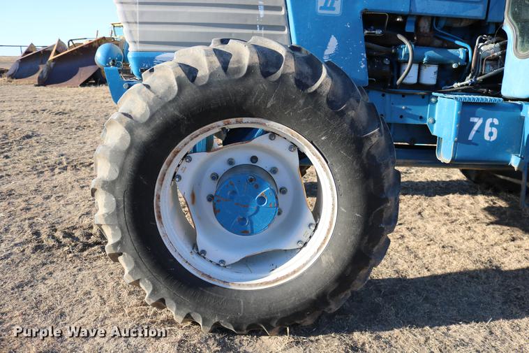 image for item DC3592 1988 Ford TW35 MFWD tractor