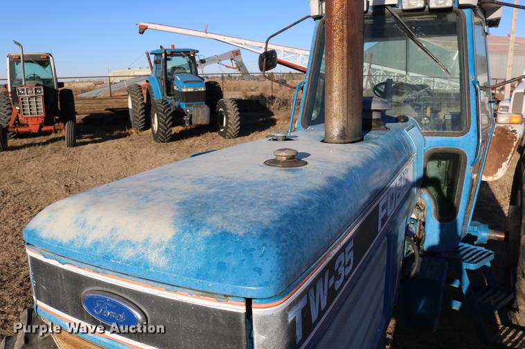 image for item DC3592 1988 Ford TW35 MFWD tractor