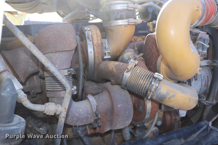 image for item DC3593 2007 Kenworth T600 semi truck