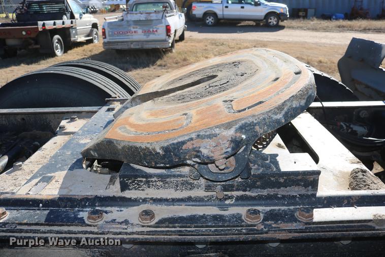 image for item DC3593 2007 Kenworth T600 semi truck