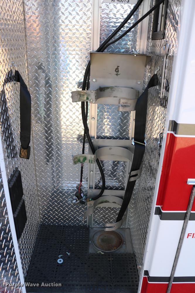 image for item DC3594 2006 Ford E450 ambulance