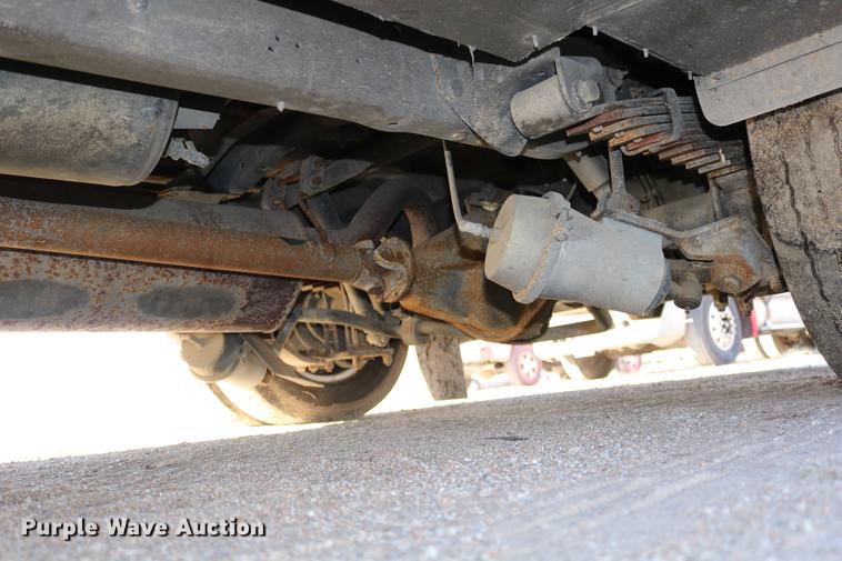 image for item DC3594 2006 Ford E450 ambulance