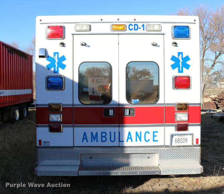 image for item DC3595 2008 Ford E450 ambulance