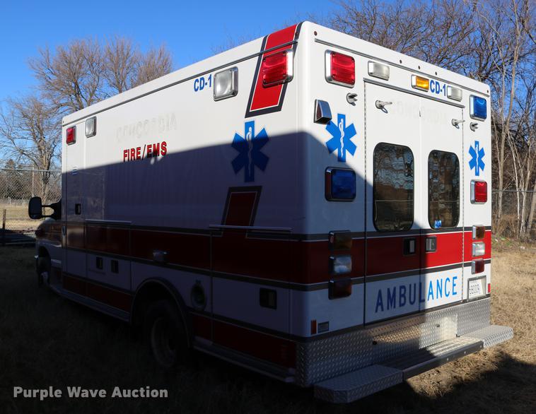 image for item DC3595 2008 Ford E450 ambulance