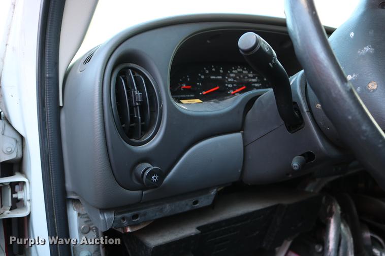 image for item DC3595 2008 Ford E450 ambulance