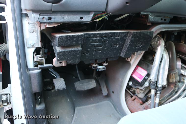 image for item DC3595 2008 Ford E450 ambulance