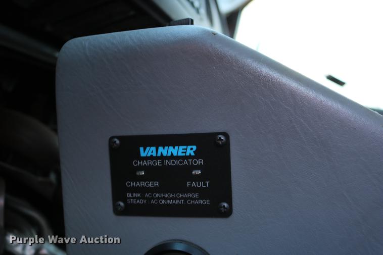 image for item DC3595 2008 Ford E450 ambulance