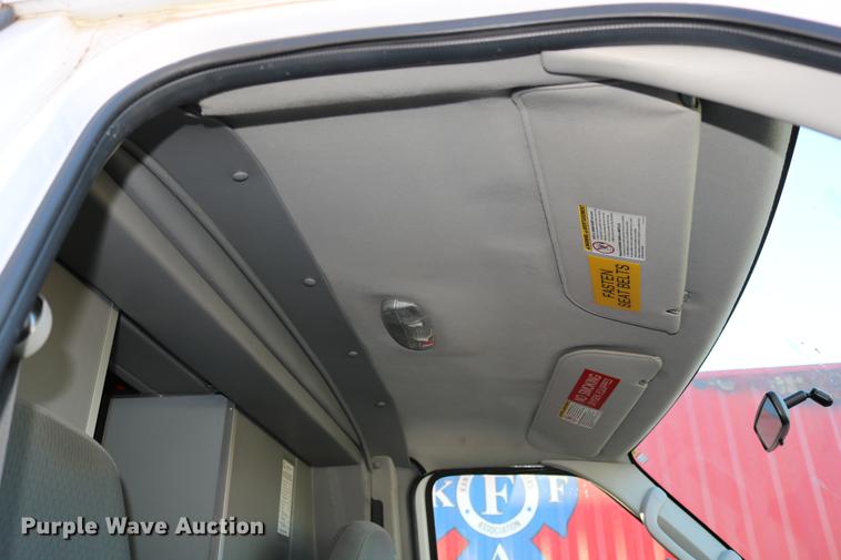 image for item DC3595 2008 Ford E450 ambulance