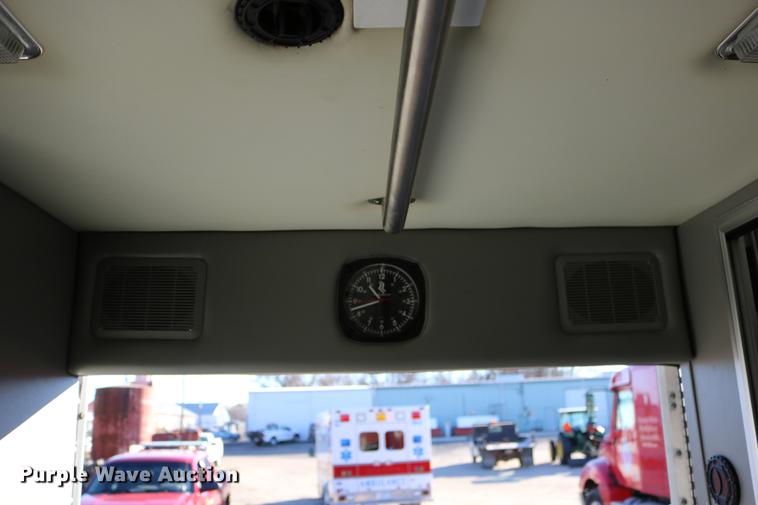 image for item DC3595 2008 Ford E450 ambulance