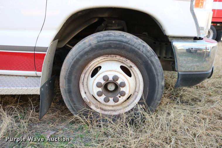 image for item DC3595 2008 Ford E450 ambulance