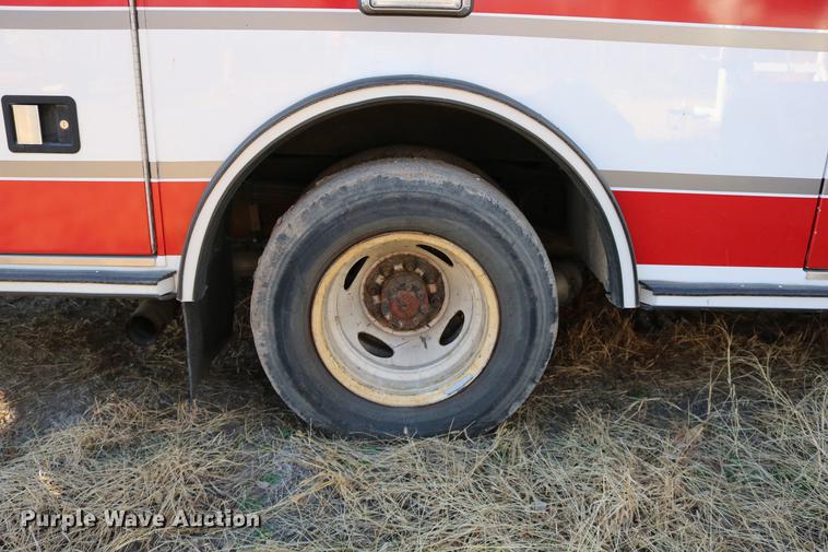 image for item DC3595 2008 Ford E450 ambulance