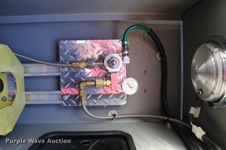 image for item DC3595 2008 Ford E450 ambulance