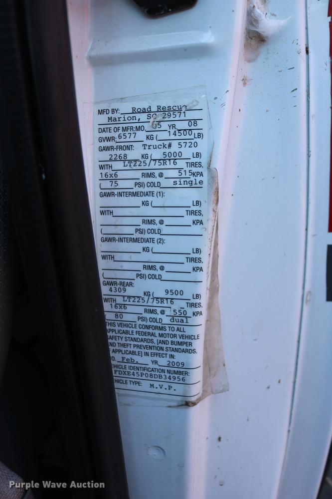 image for item DC3595 2008 Ford E450 ambulance