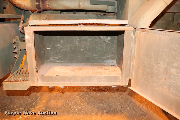 image for item DC3614 1986 Am General AMGN-M929 dump truck