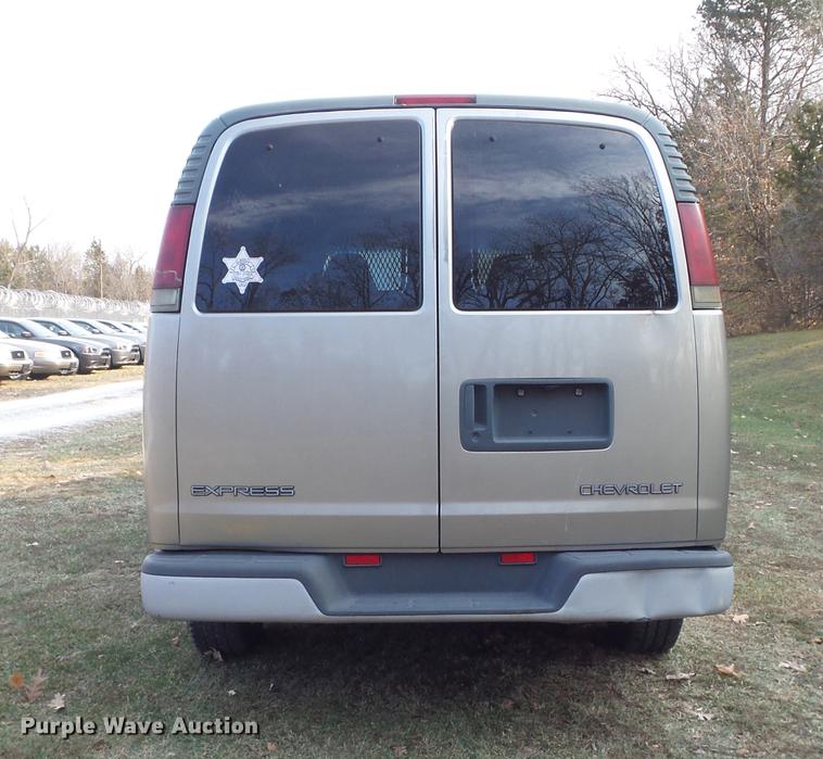 image for item DC7473 2002 Chevrolet Express 3500 Extended van