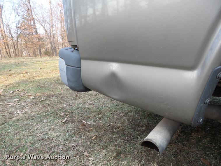 image for item DC7473 2002 Chevrolet Express 3500 Extended van