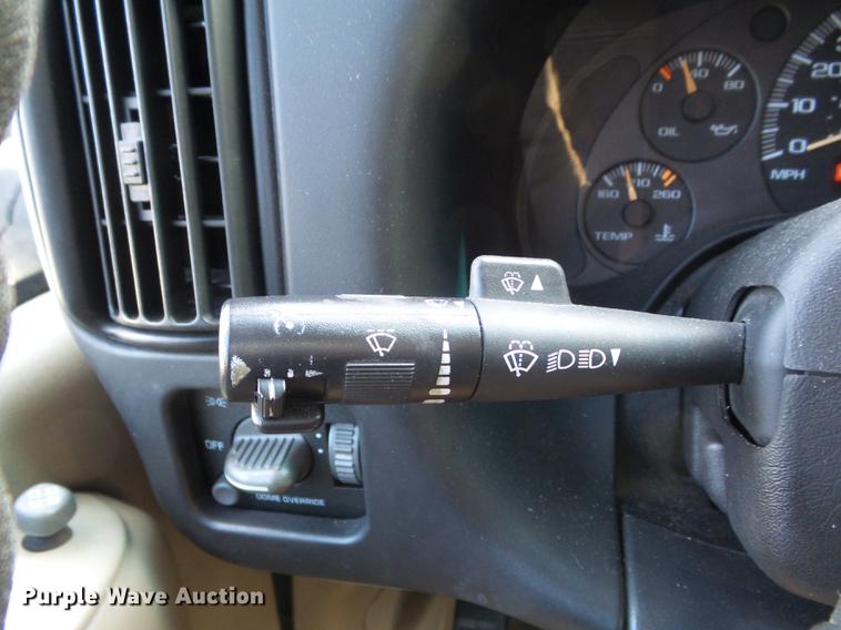 image for item DC7473 2002 Chevrolet Express 3500 Extended van