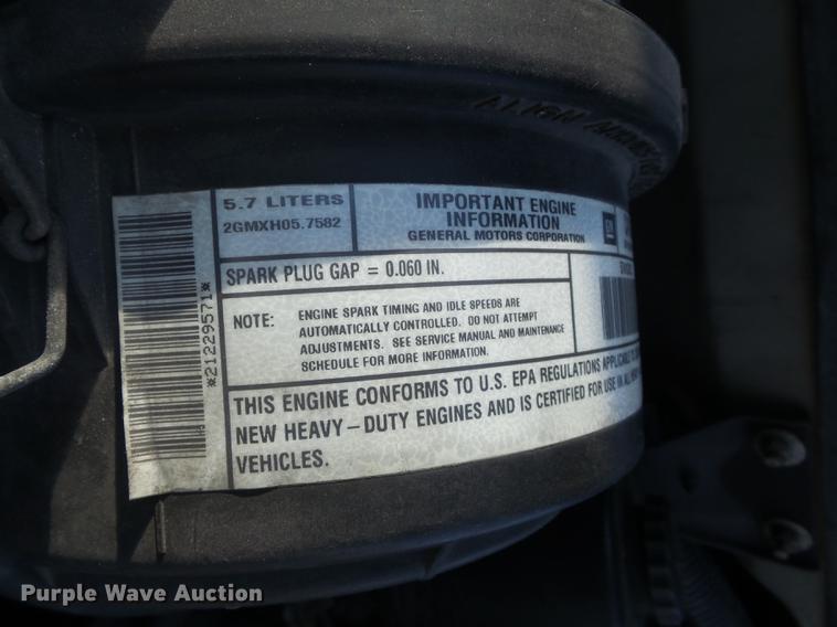 image for item DC7473 2002 Chevrolet Express 3500 Extended van