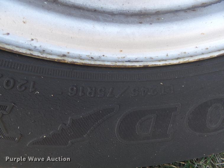 image for item DC7473 2002 Chevrolet Express 3500 Extended van