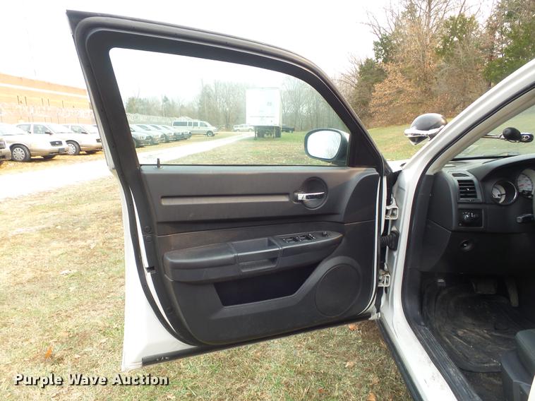 image for item DC7474 2009 Dodge  Charger SE