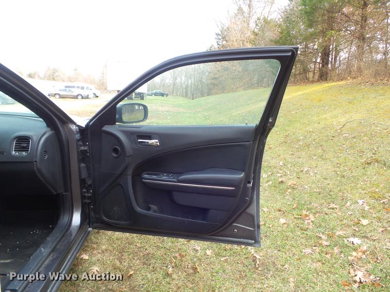 image for item DC7476 2013 Dodge Charger Police