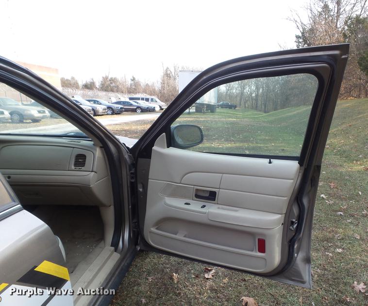 image for item DC7480 2008 Ford Crown Victoria Police Interceptor