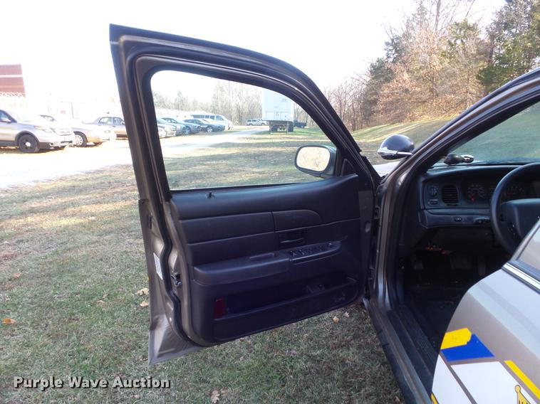 image for item DC7481 2011 Ford Crown Victoria Police Interceptor