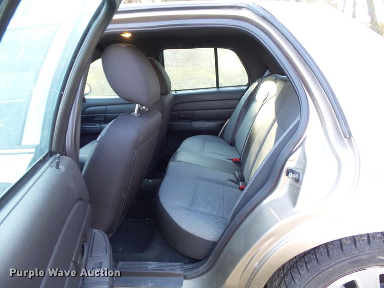 image for item DC7481 2011 Ford Crown Victoria Police Interceptor