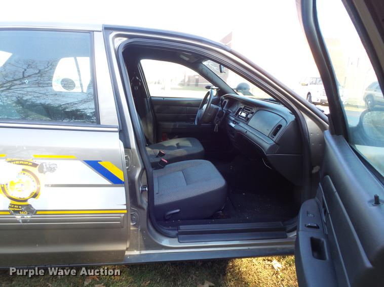 image for item DC7481 2011 Ford Crown Victoria Police Interceptor